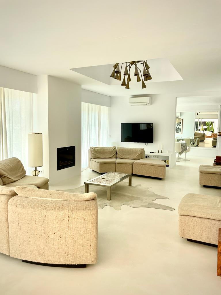 Salon de Villa Natalia