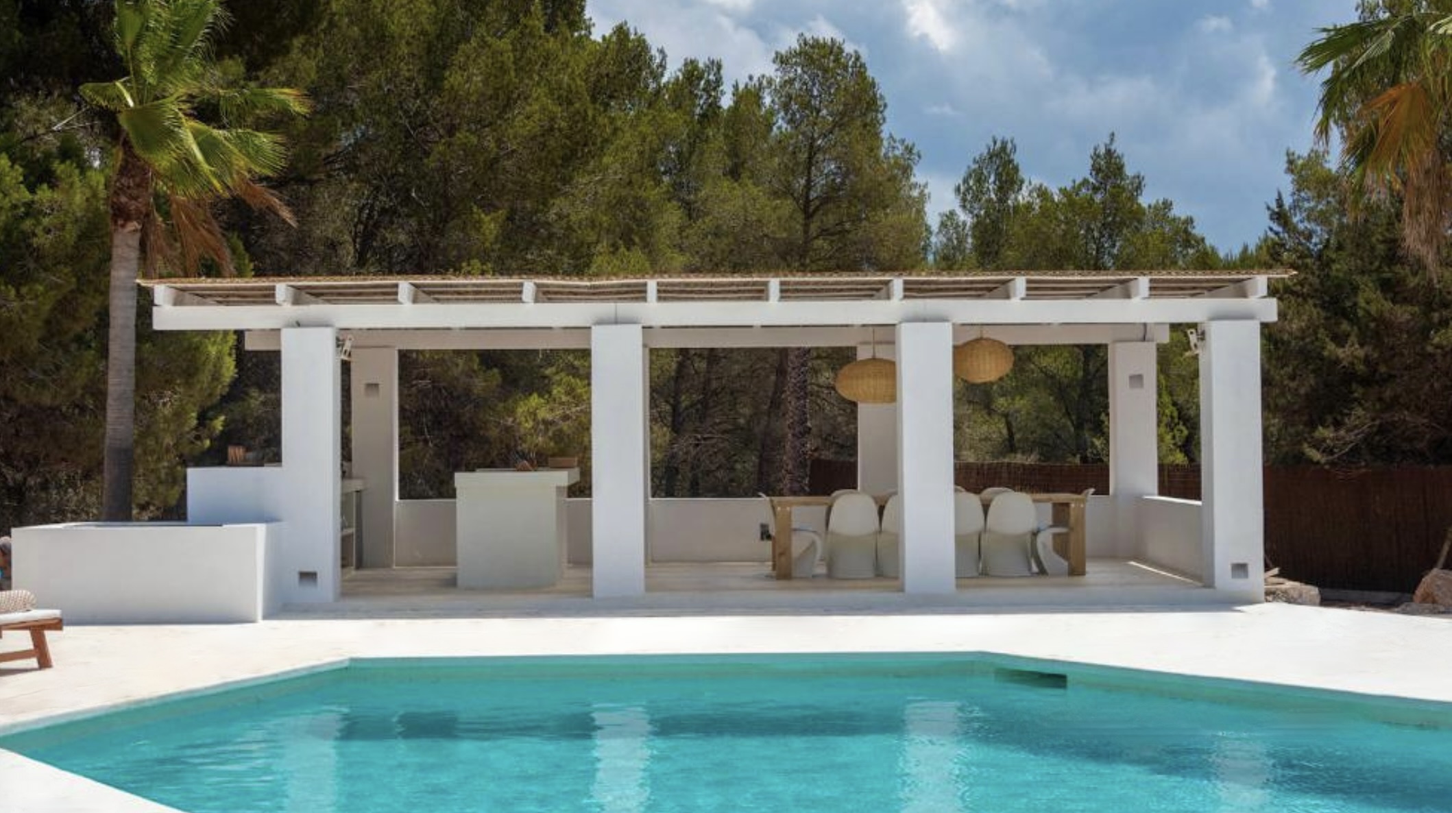 Espace repas extérieur de Villa Natalia